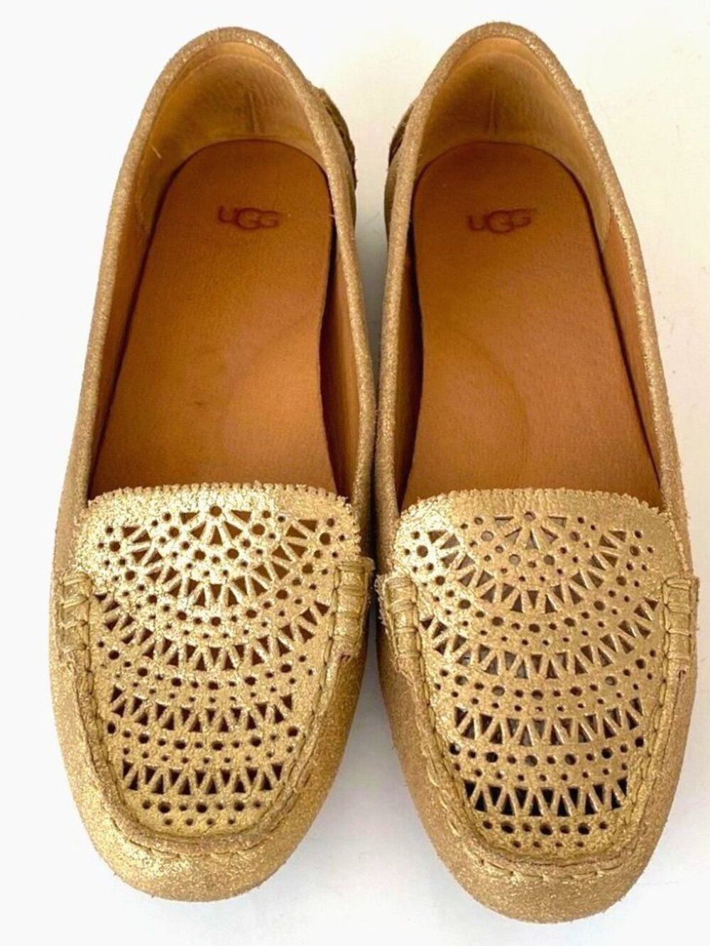 UGG Women's Metallic Shimmering Gold Driving Loafer Flats Laser Cutouts Sz 9.5